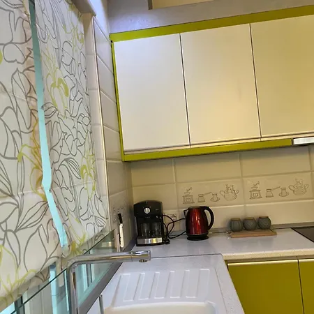 Park Apartment *